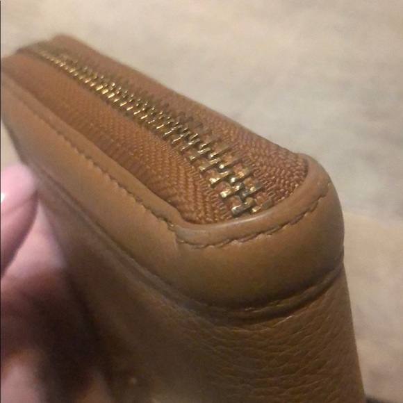 Tory Burch Amanda ZIP Continental Wallet - Picture 7 of 8